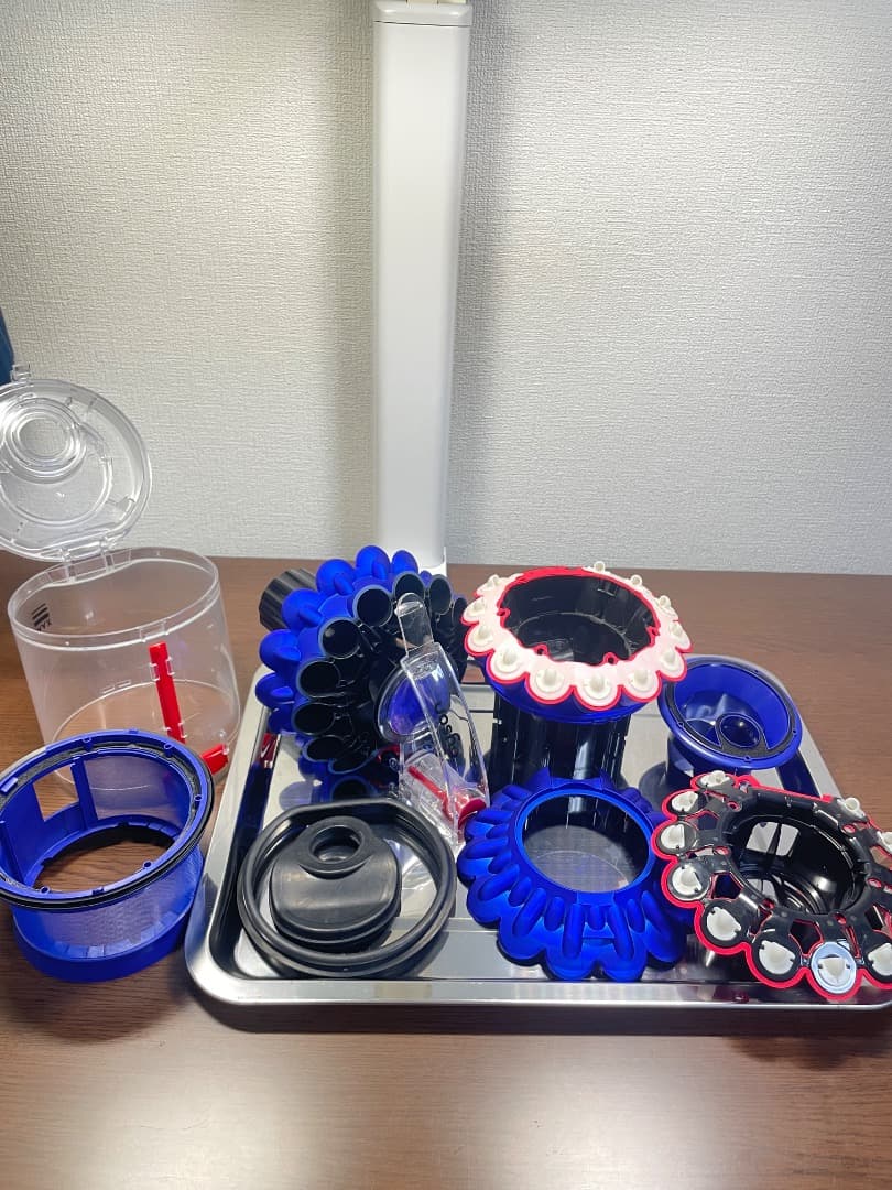 【超美品】dyson ball fluffy 掃除機 本体 未使用付属品多数