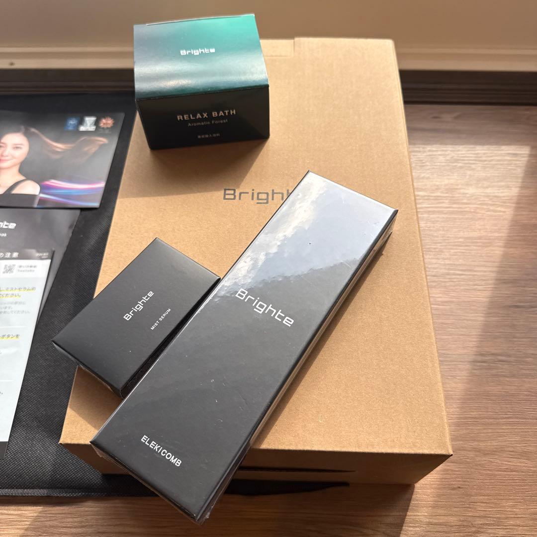 Brighte ナノミスト搭載の次世代型ドライヤーSHOWER DRYER