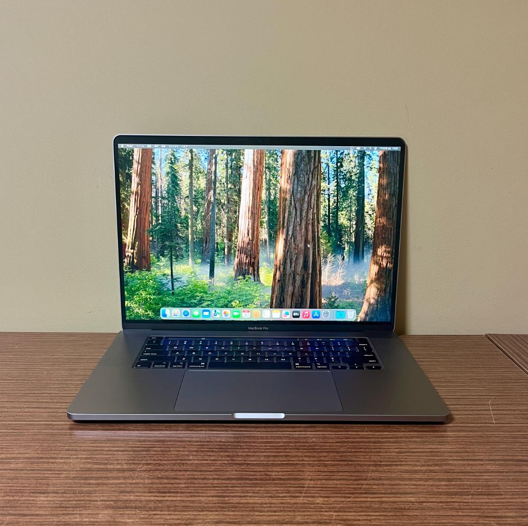 高性能・大画面 MacBook Pro 2019、16\