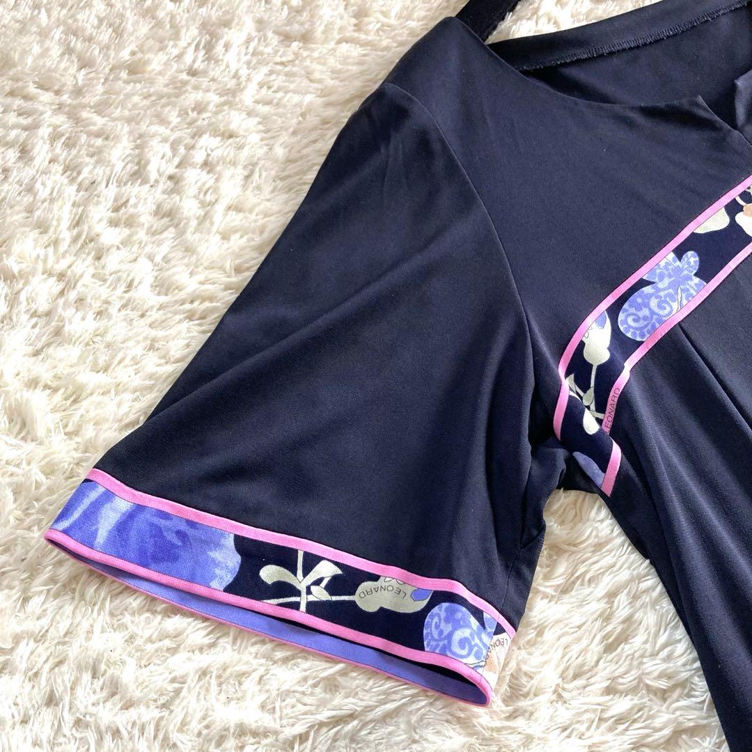 【大きいサイズ】レオナール 近年 カンカン チュニック 花柄 フラワートリム 黒