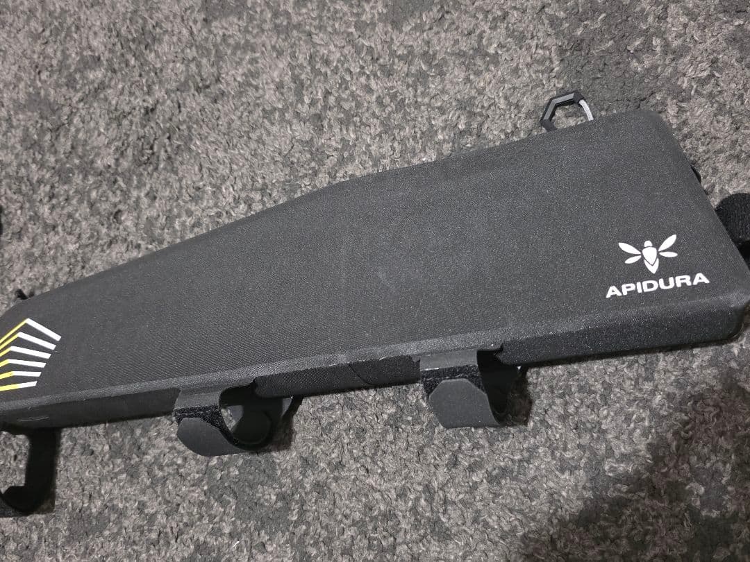 APIDURA アピデュラ レーシング・ロングトップチューブパック