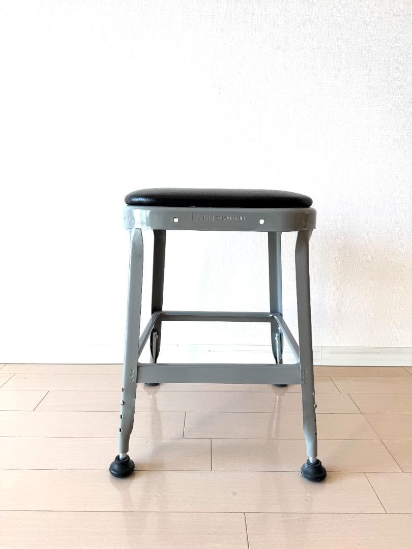 【廃番】リオン LYON　ファクトリースツール ＋クッション