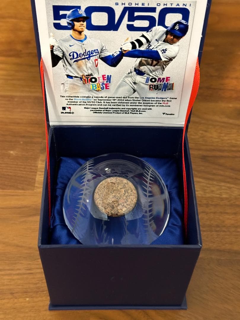 大谷翔平 50-50 達成記念 クリスタル ボール MLB証明書付