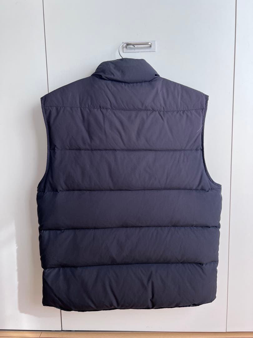 Lacoste ブラック ダウンベスト