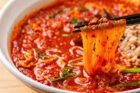 大特￥9999　１食分￥111　 明星 チャルメラ 大人気 宮崎辛麺 ラーメン