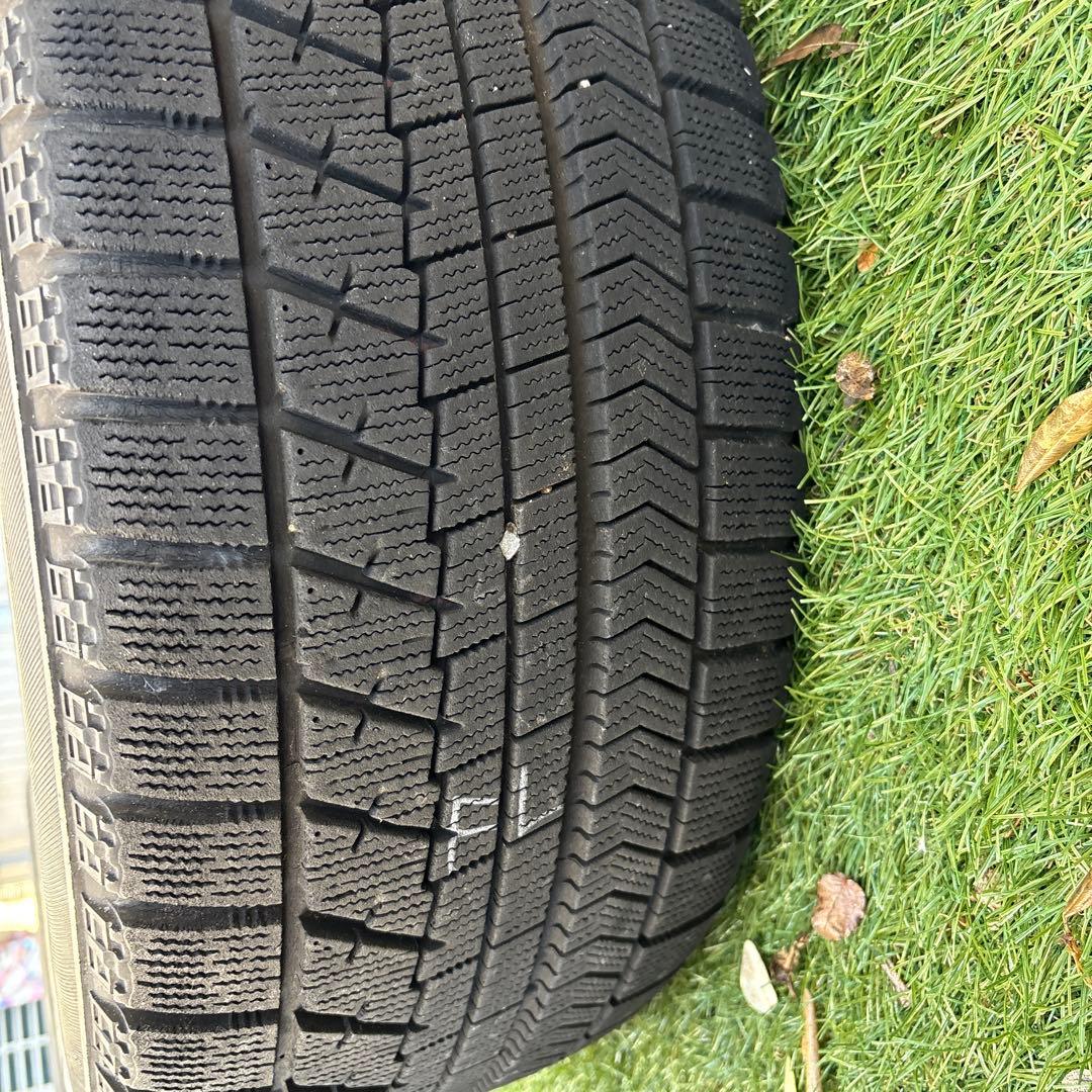 スタッドレスタイヤホイール4本セット　17インチ