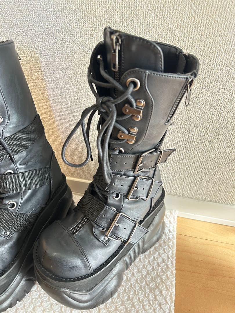 DEMONIA 厚底ブーツ ブラック　クーザ　QOOZA デモニア