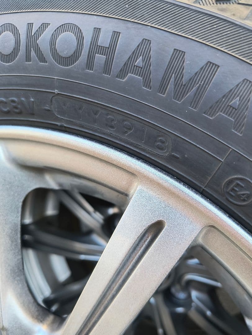 YOKOHAMA スタッドレスタイヤ ホイールセット　155/65　14インチ