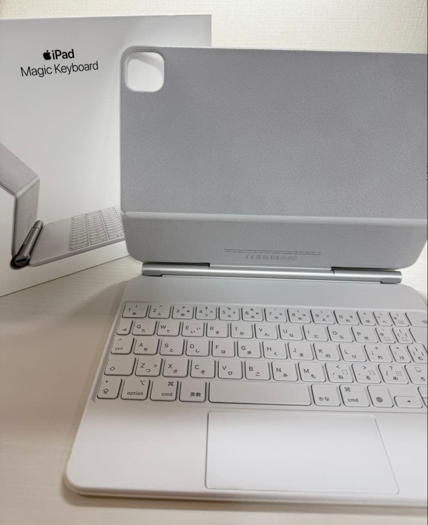 【超美品】Apple マジックキーボード11インチ　MJQJ3J/A ホワイト