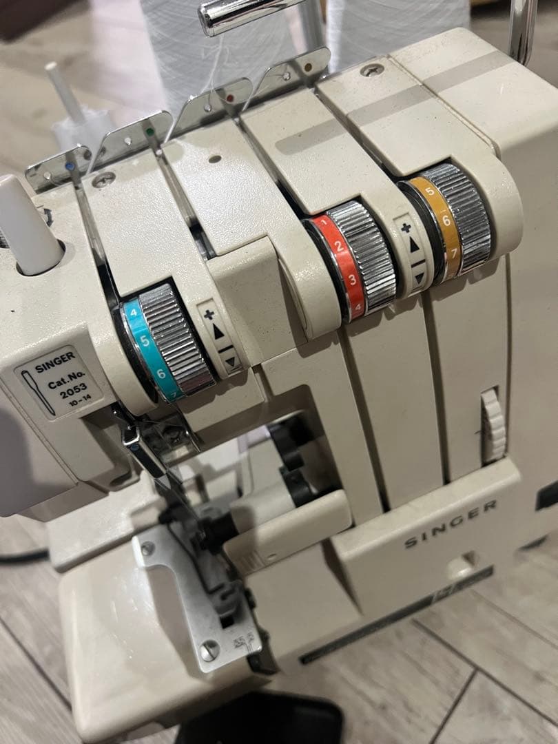 シンガー ロックミシン １４Ｕ 822