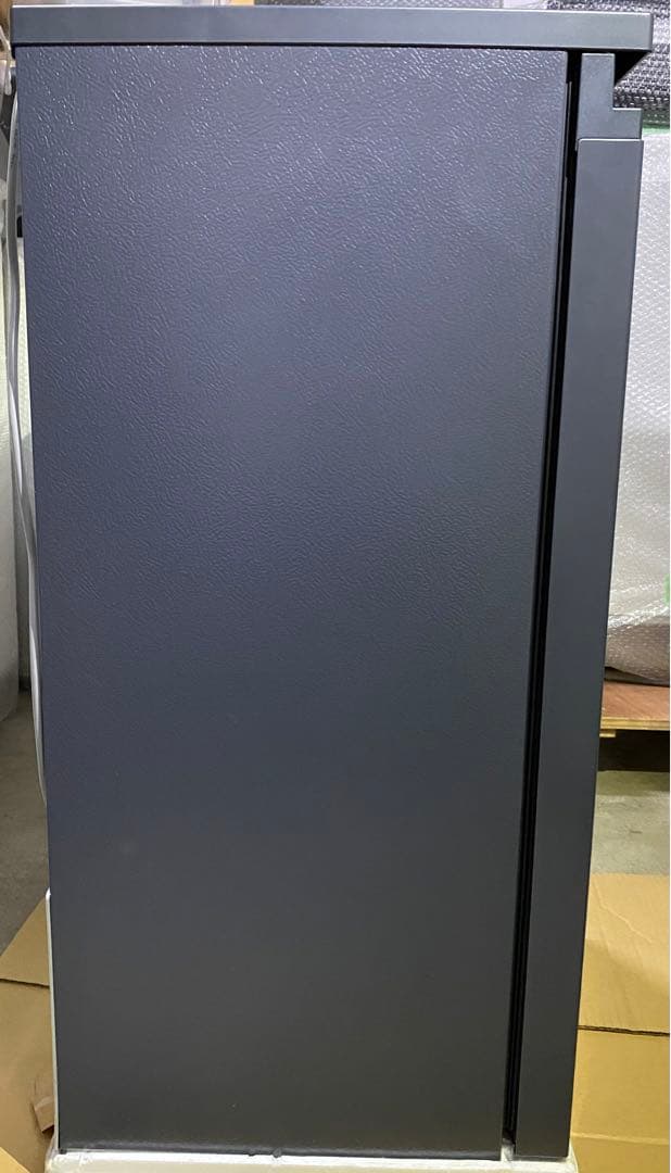 アイリスオーヤマ　ノンフロン冷蔵庫　IRSN-7A-B 2024年製　66L