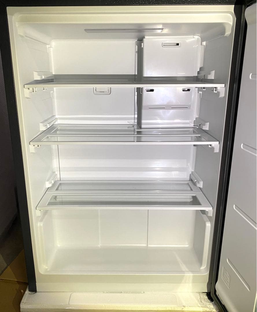 アイリスオーヤマ　ノンフロン冷蔵庫　IRSN-7A-B 2024年製　66L