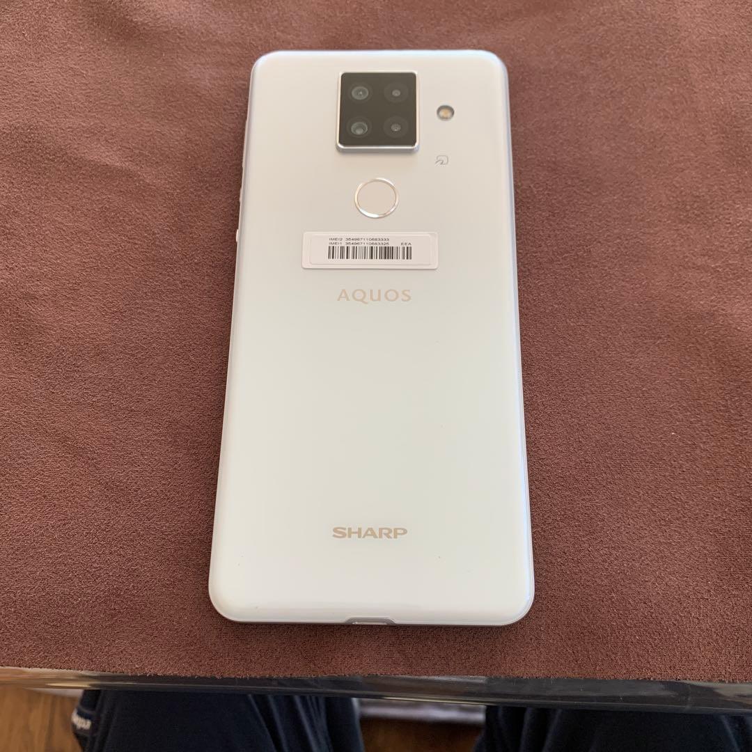 SHARP AQUOS sense4 plusホワイト スマートフォン 本体