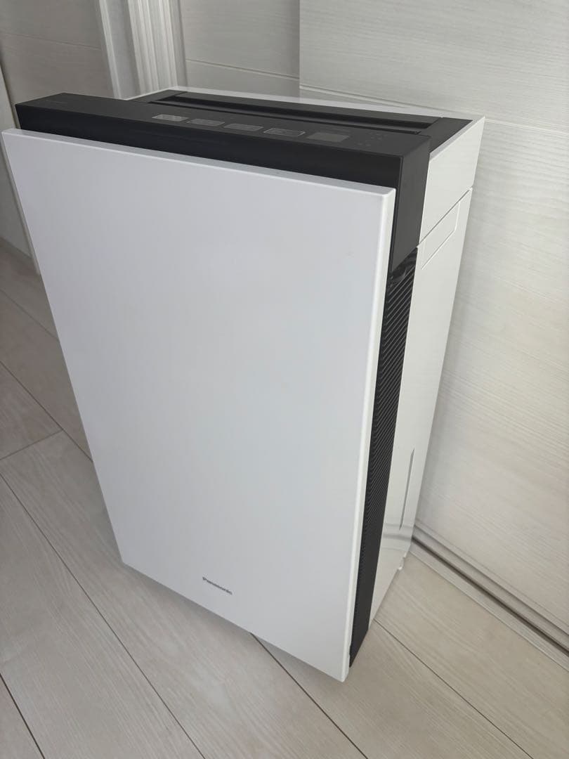 パナソニック空間除菌脱臭機ジアイーノFMV2300加湿付き美品♪タブレット有り