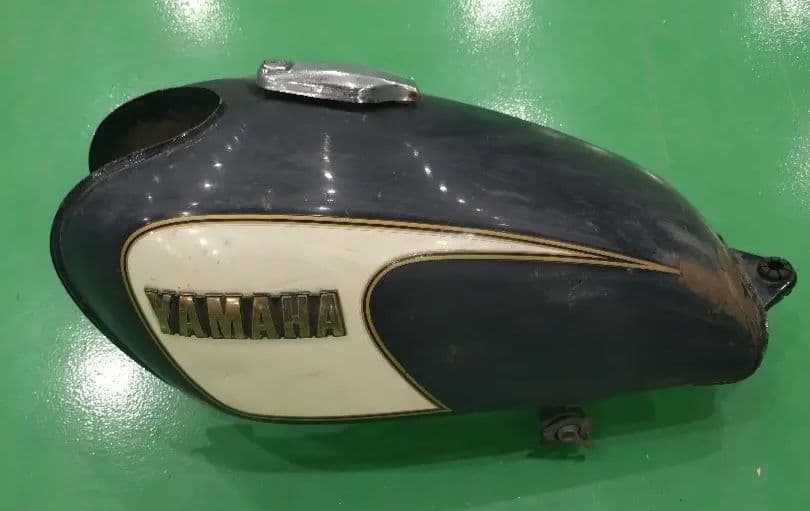 ヤマハYAMAHASR400初期型ナロータンク当時物