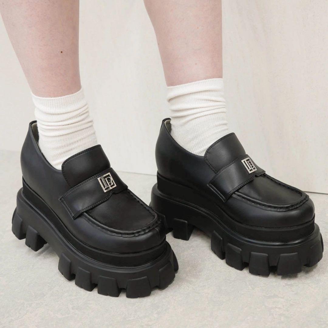 LIP SERVICE ボリュームインソールローファー M