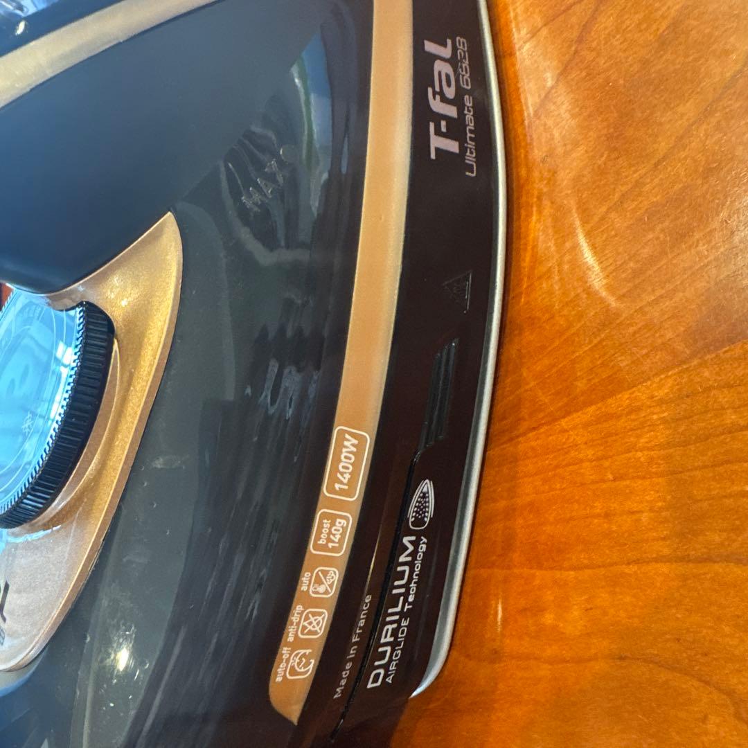 ティファール アイロン　T-falアルティメット6828