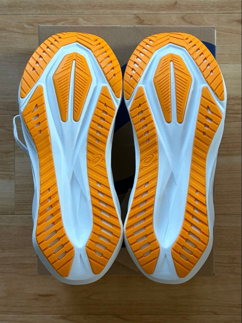 アシックスノヴァブラスト5 メンズ26cm NOVABLAST 5