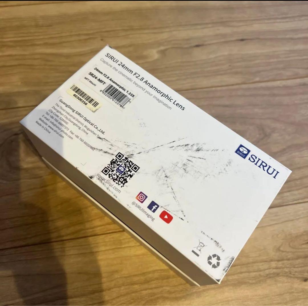 SIRUI F2.8 Anamorphic lens マイクロフォーサーズ