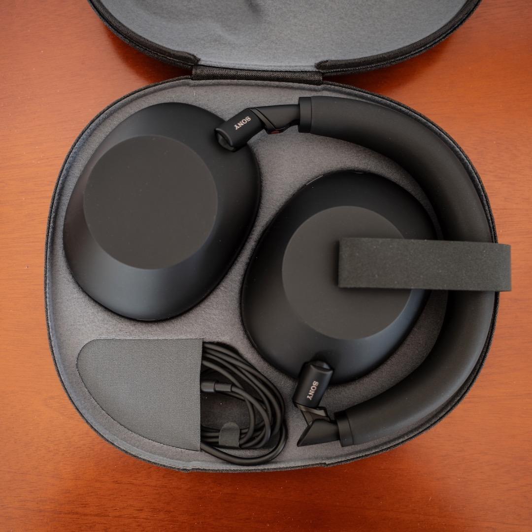 【未使用】SONY 「WH-1000XM6」ブラック 最新モデル 保証書有り