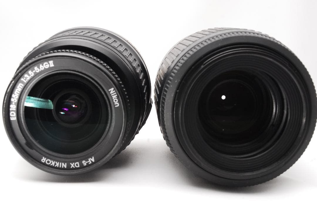 スマホ転送OK♥希少なグレー♥ダブルズーム♥ Nikon D5300