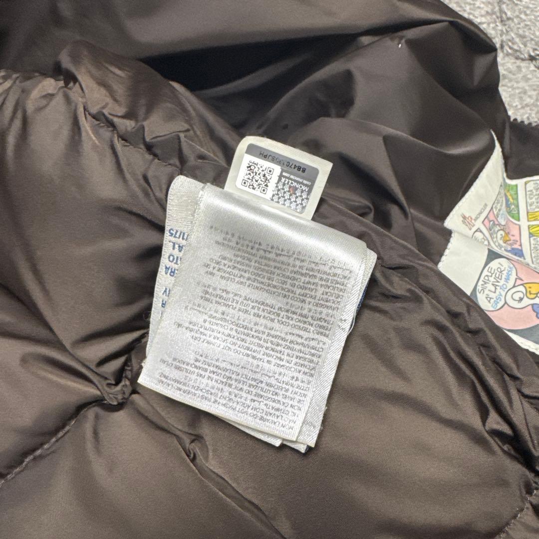 MONCLER ブラウン ダウンベスト フード付き