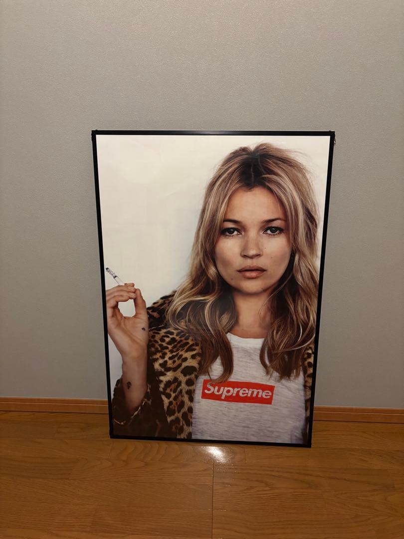 supreme ケイト・モス　ポスター