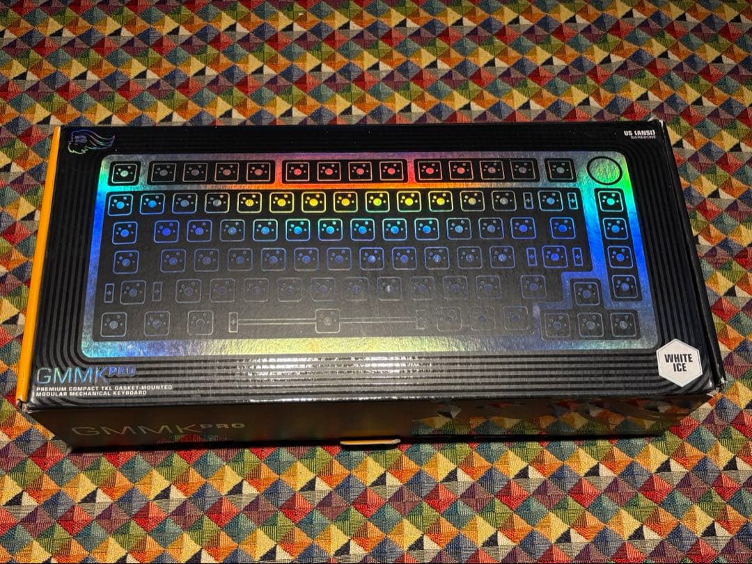 Glorious GMMK Pro 75% メカニカルキーボード