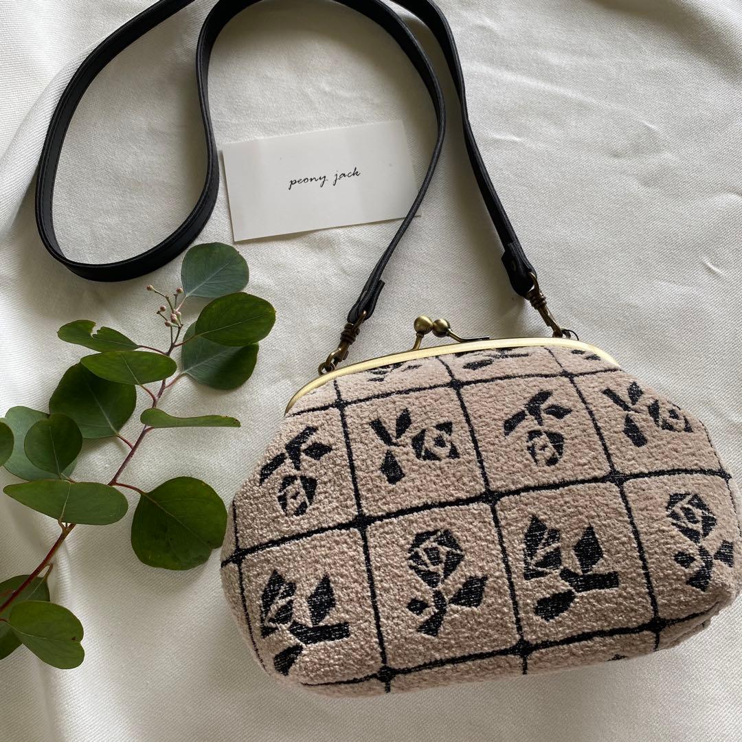 お値下げ❗️完成品✨ lulu small ショルダー　がま口　ミナペルホネン