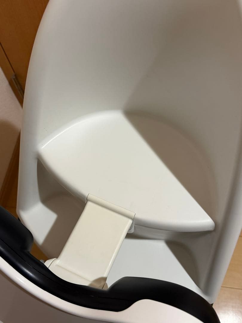 BabyBjorn ベビービョルン ハイチェア　ベビーチェア　ホワイト