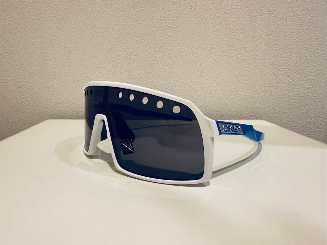 Oakley SUTRO／9406A-2737