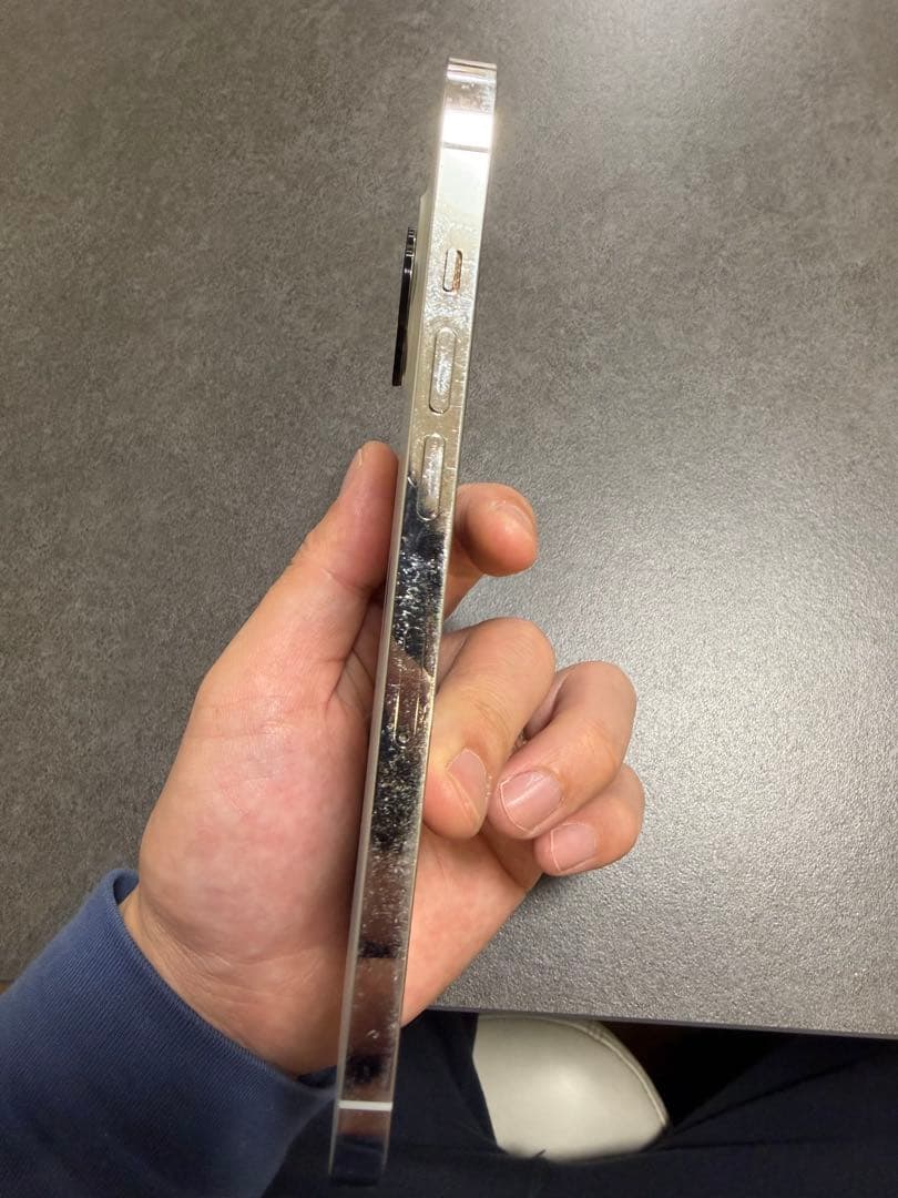 iPhone12 promax 本体