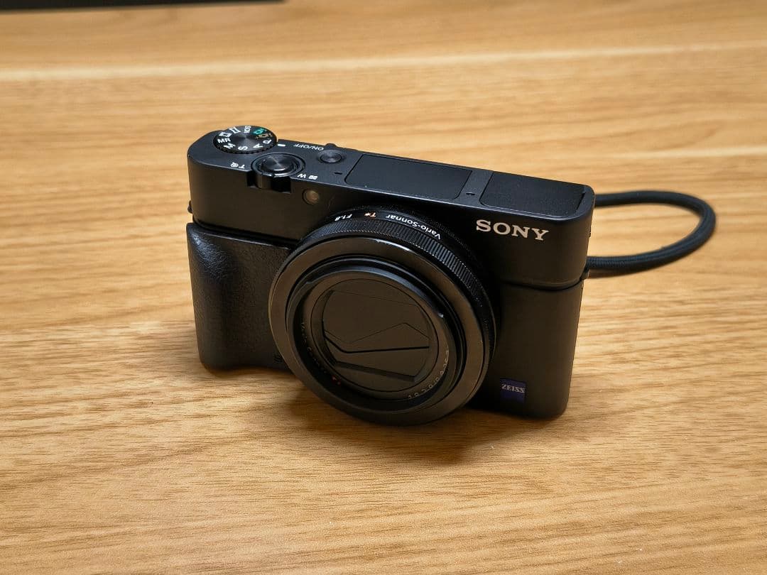 【おまけ付き】SONY DSC- RX100M3コンパクトデジタルカメラ
