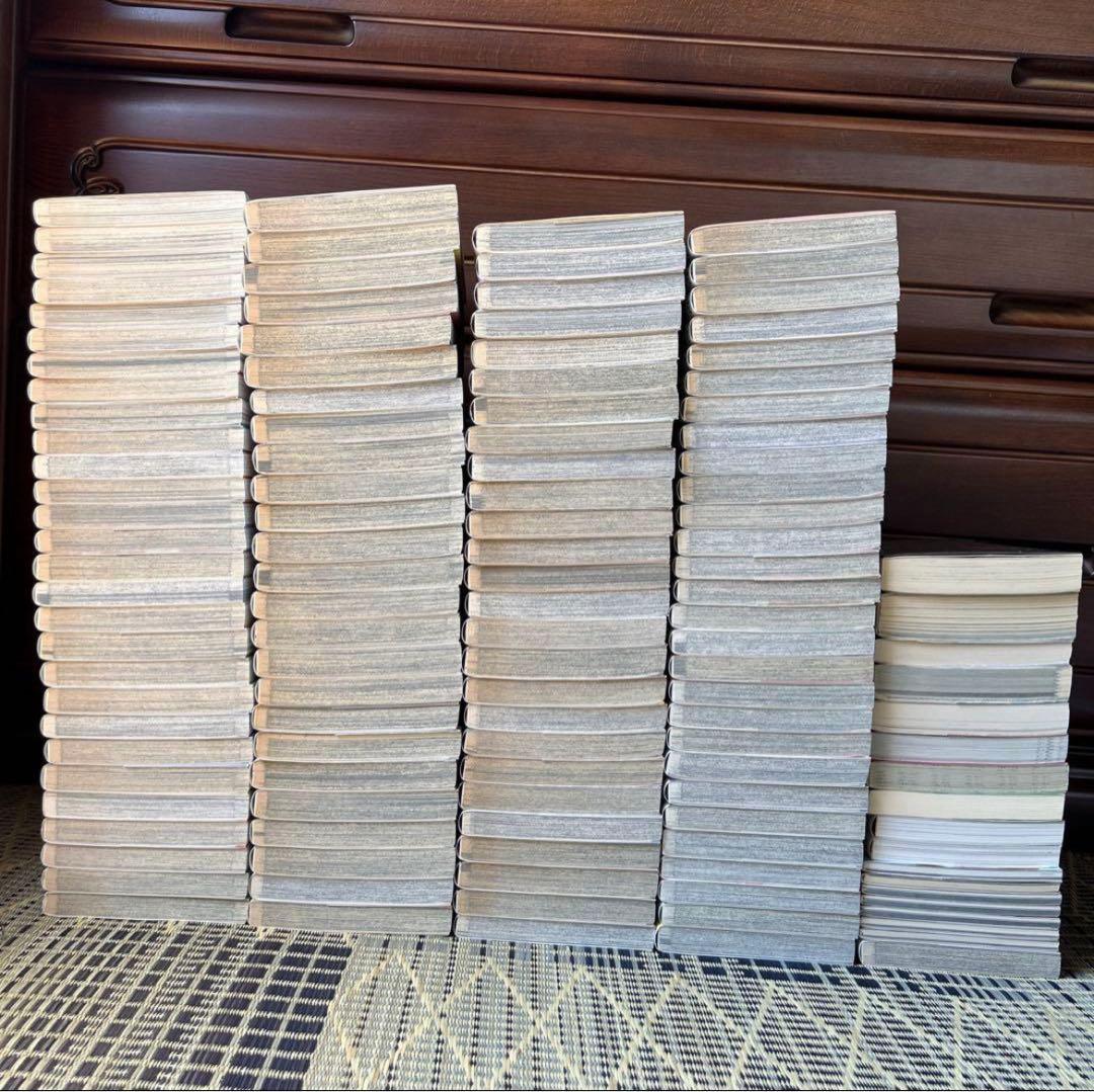 ONE PIECE ワンピース 107巻セット その他関連本 ポストカード付