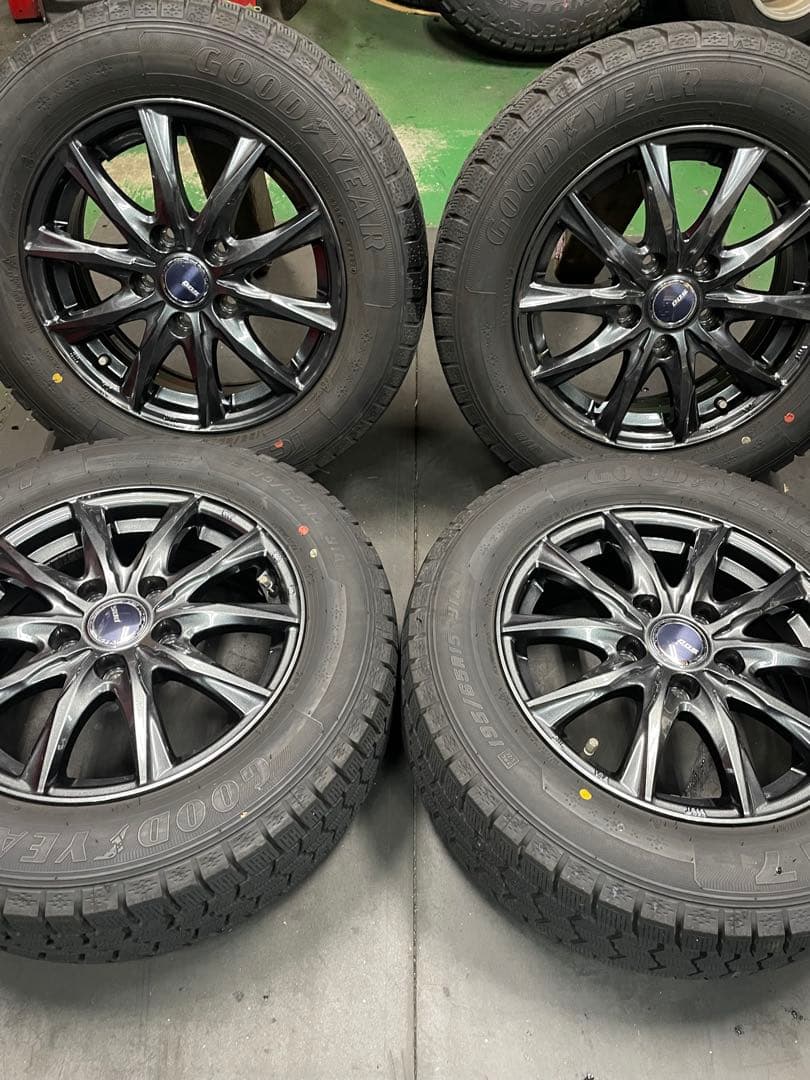 [バリ溝]195/65R15国産スタッドレスタイヤセットセレナC27 ③