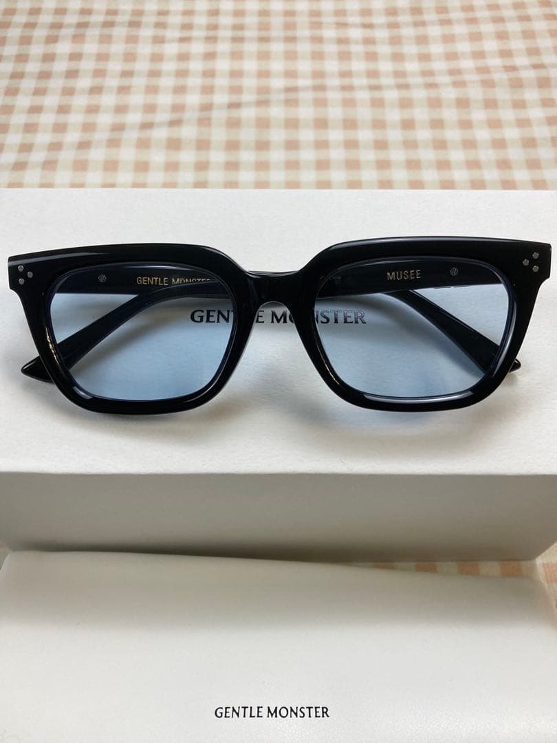 GENTLE MONSTER サングラス MUSEE ブルーレンズ