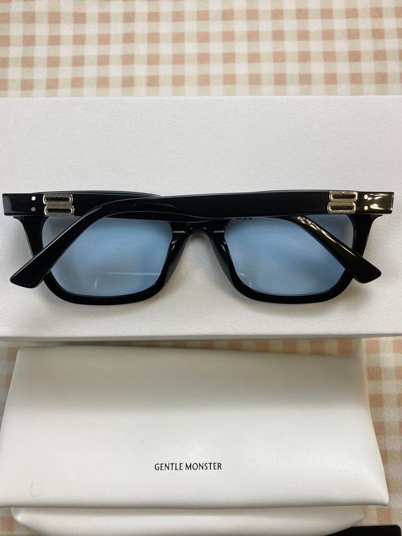 GENTLE MONSTER サングラス MUSEE ブルーレンズ