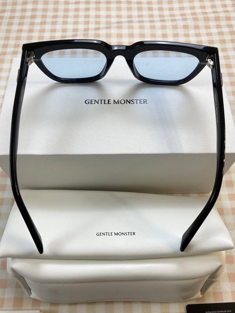 GENTLE MONSTER サングラス MUSEE ブルーレンズ