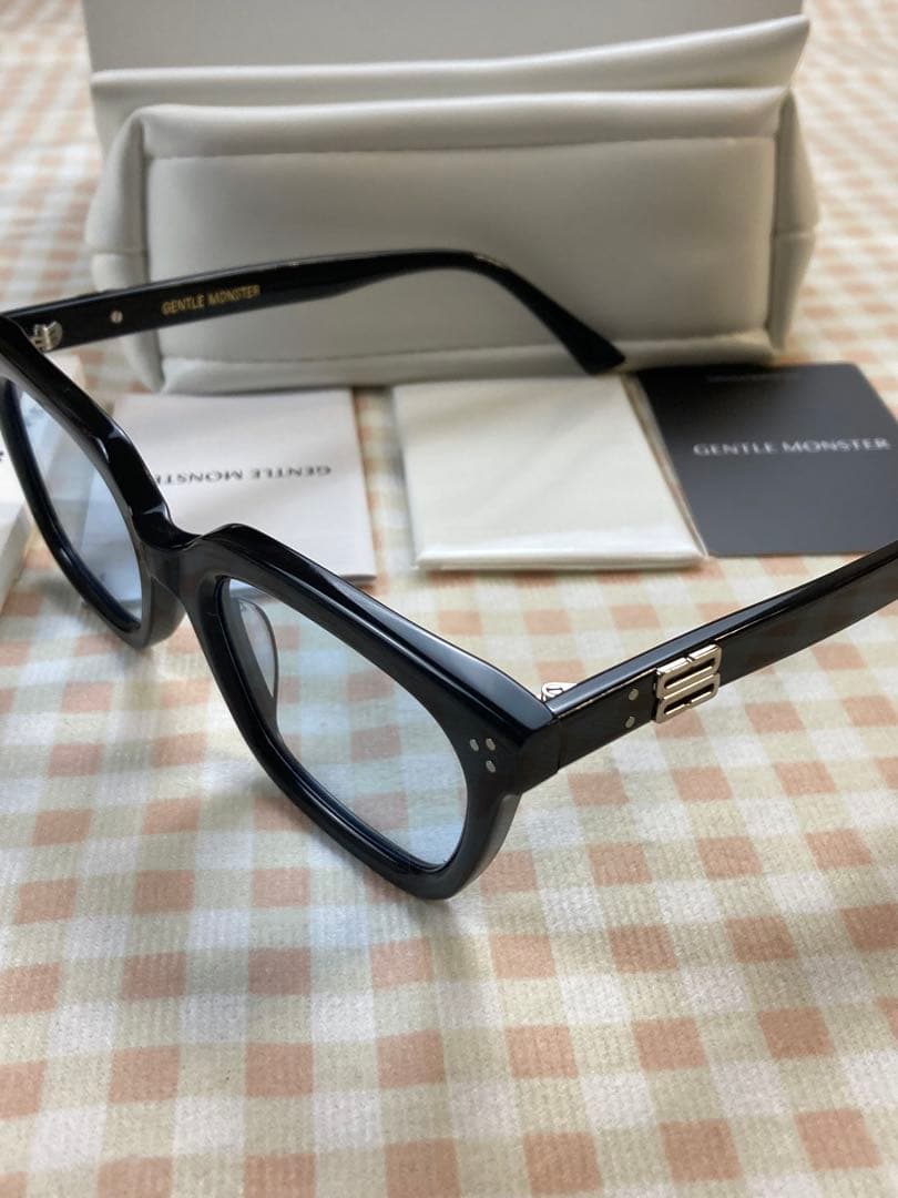 GENTLE MONSTER サングラス MUSEE ブルーレンズ