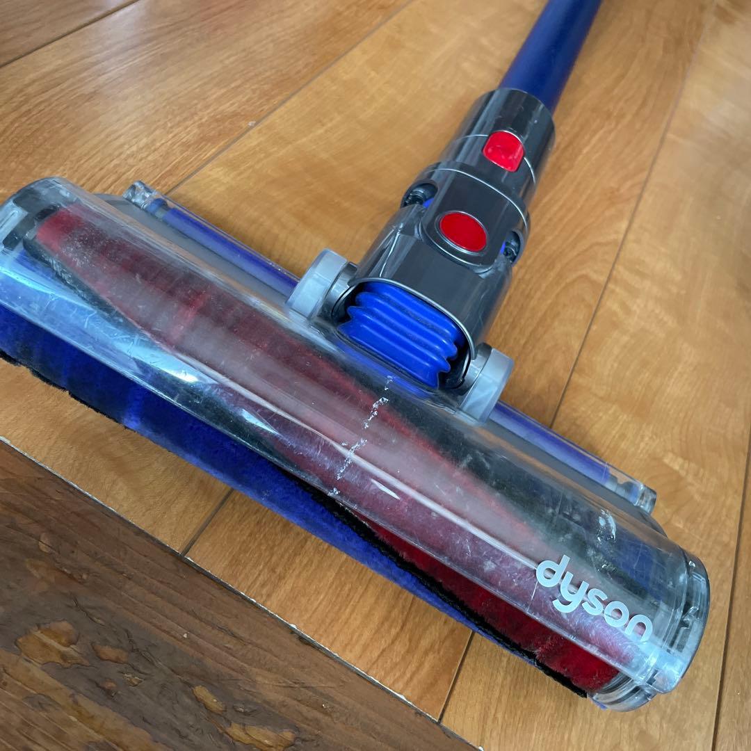 i*8様 Dyson V11 充電器あります
