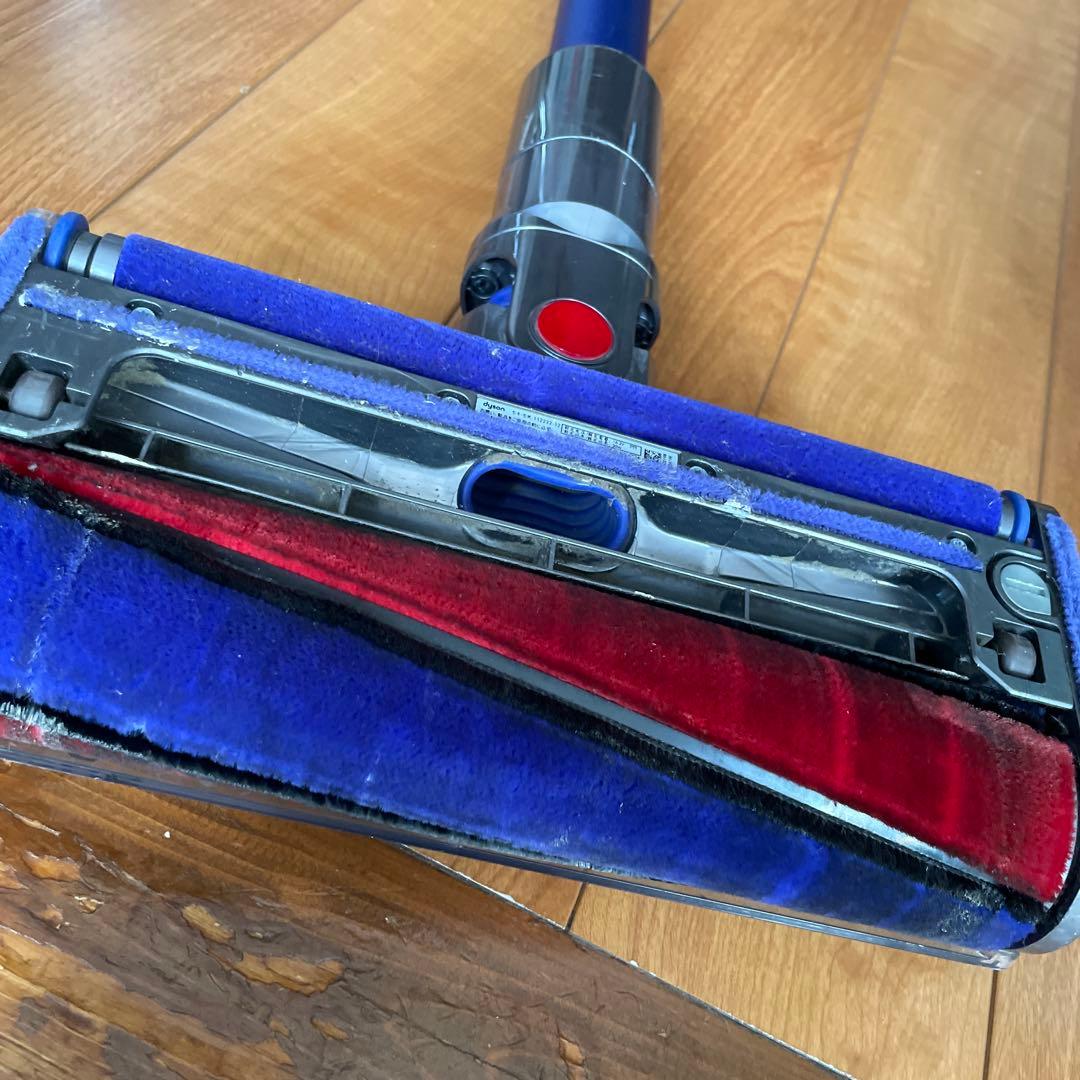 i*8様 Dyson V11 充電器あります