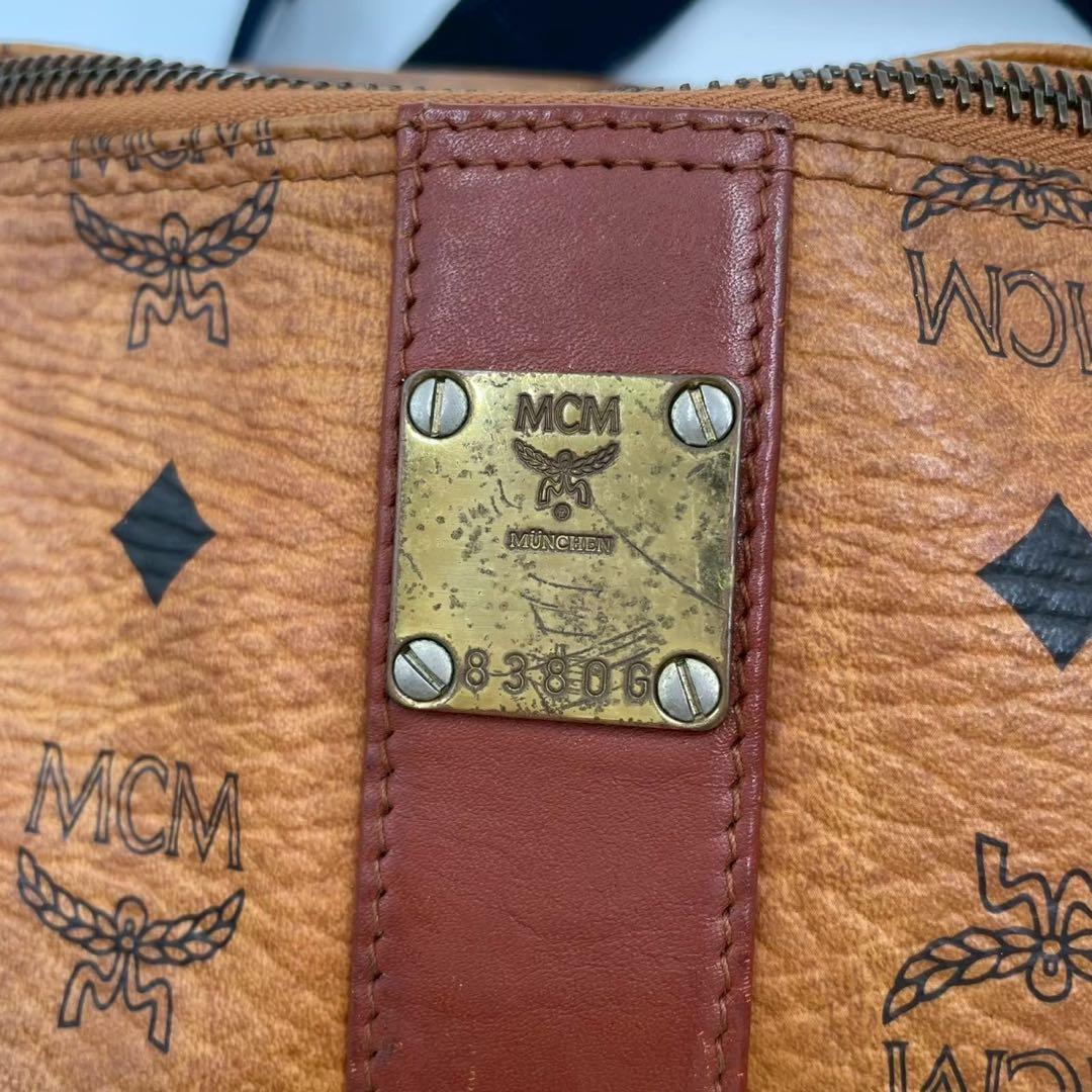 良品　エムシーエム　ヴィセトス　レザー　ウエストポーチ　ブラウン系