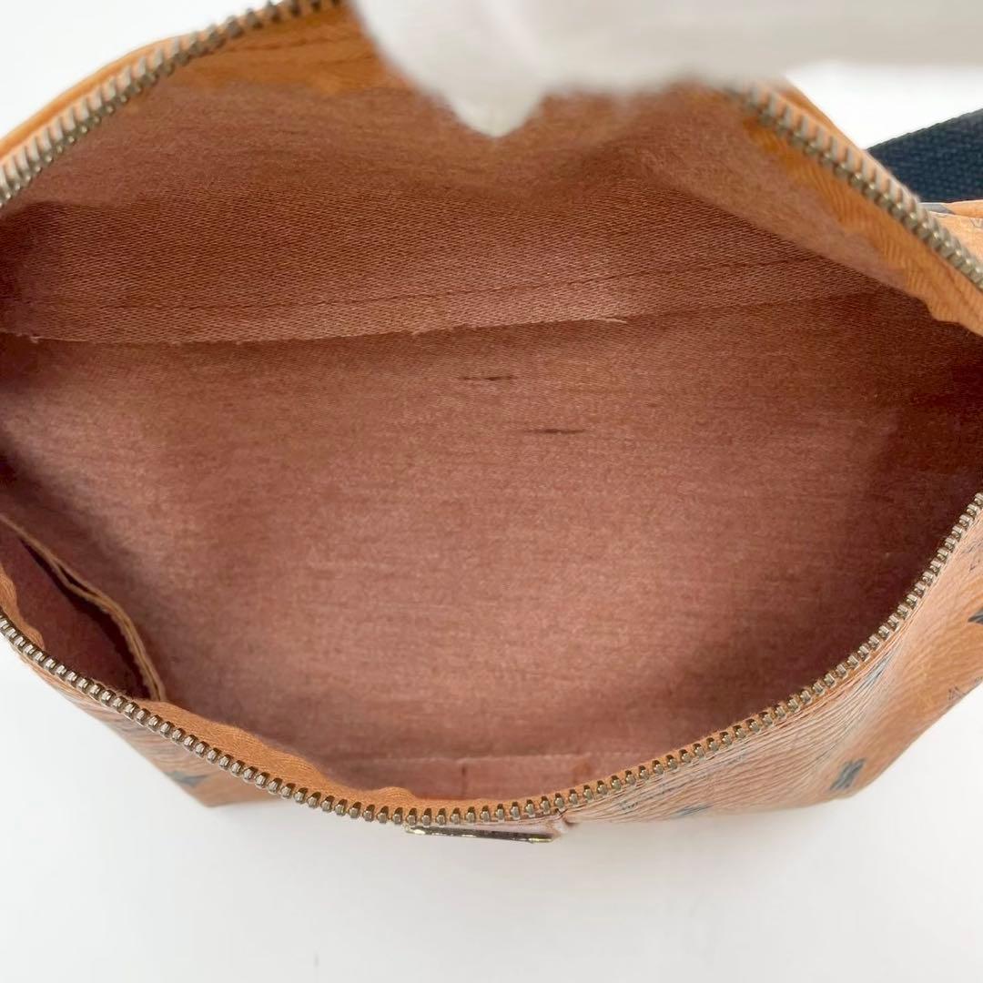 良品　エムシーエム　ヴィセトス　レザー　ウエストポーチ　ブラウン系