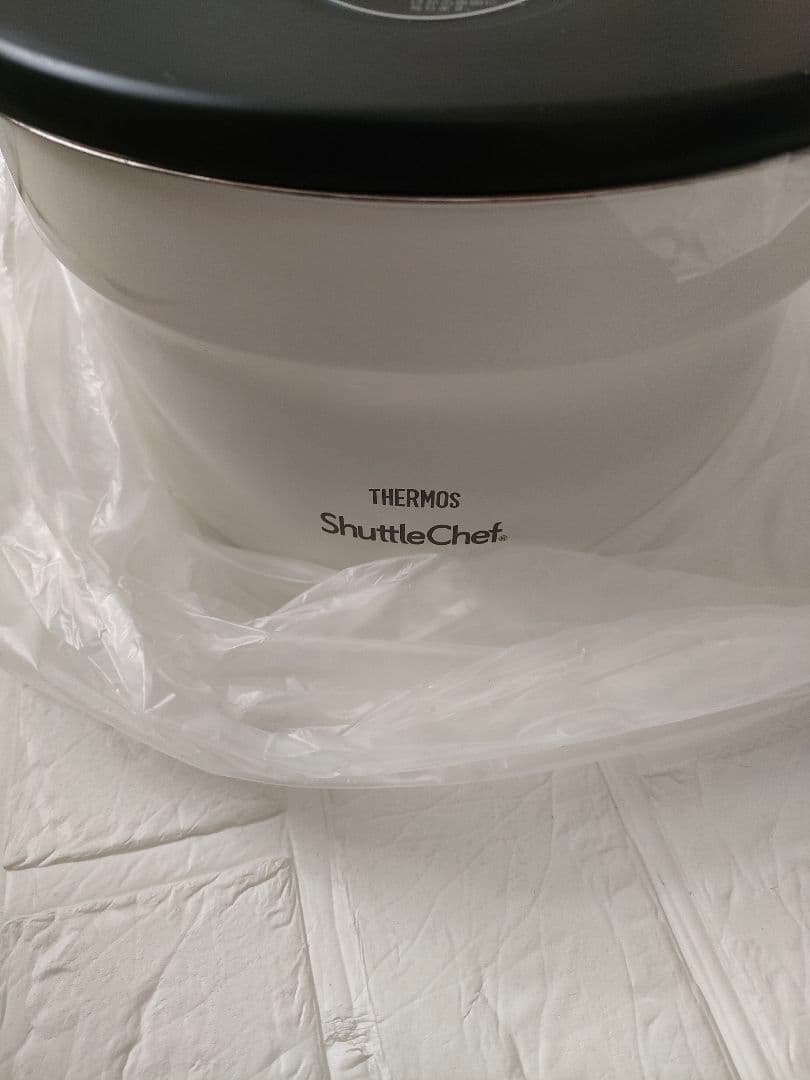 未使用　THERMOS 保温調理器 KBF-3000 コンパクトタイプ　ホワイト