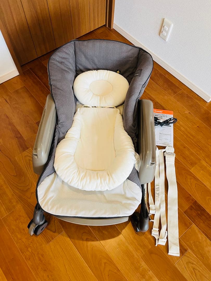 【saaaaa様】コンビ 電動 ハイローチェア ネムリラ AUTO SWING