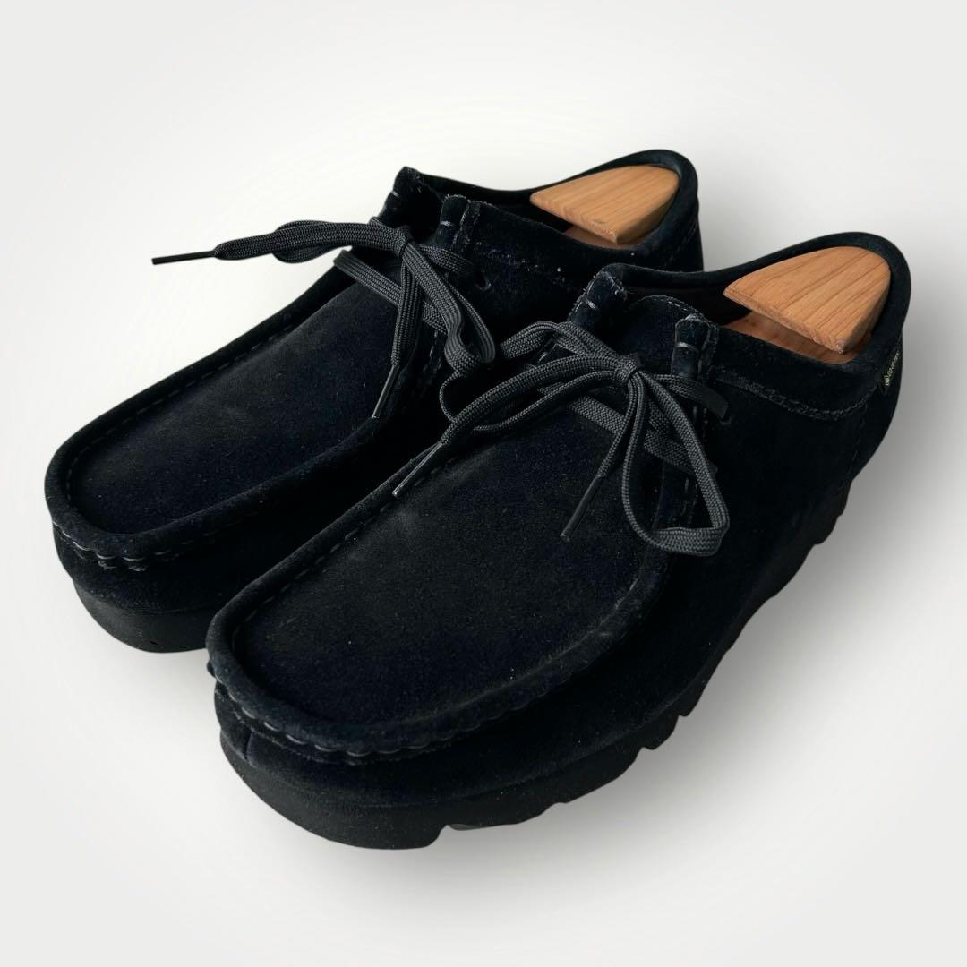 ほぼ新品　クラークス　ワラビー (25.5) ゴアテックス　スエード　ビブラム