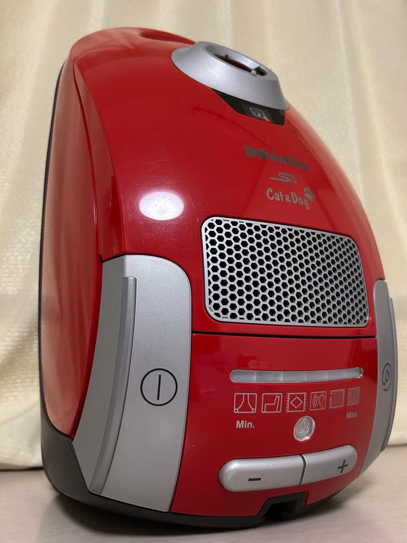 ミーレ　Miele　掃除機　S4562　Cat&Dog　キャット&ドッグ　レッド