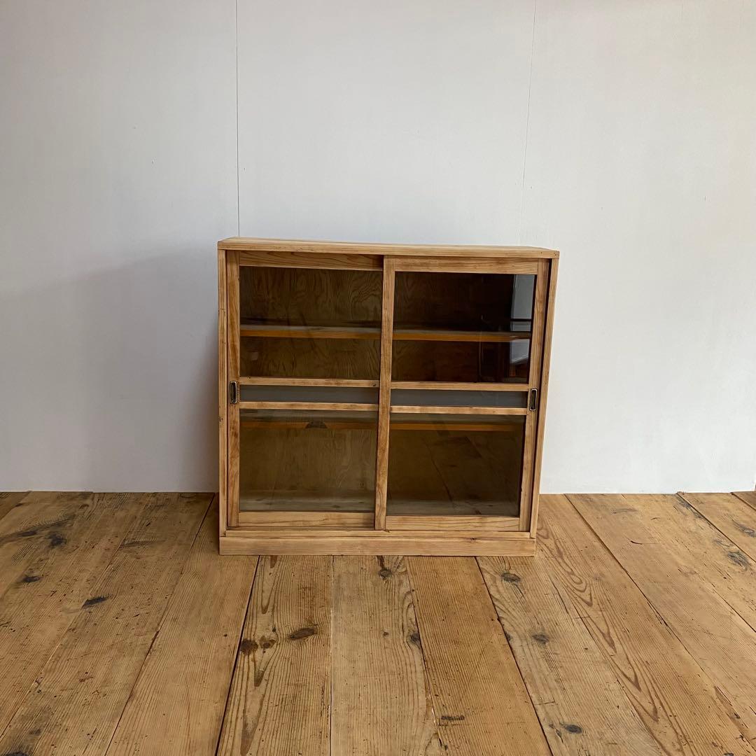 アンティーク ガラス 戸棚 キャビネット 食器棚 本棚 飾り棚 無塗装z