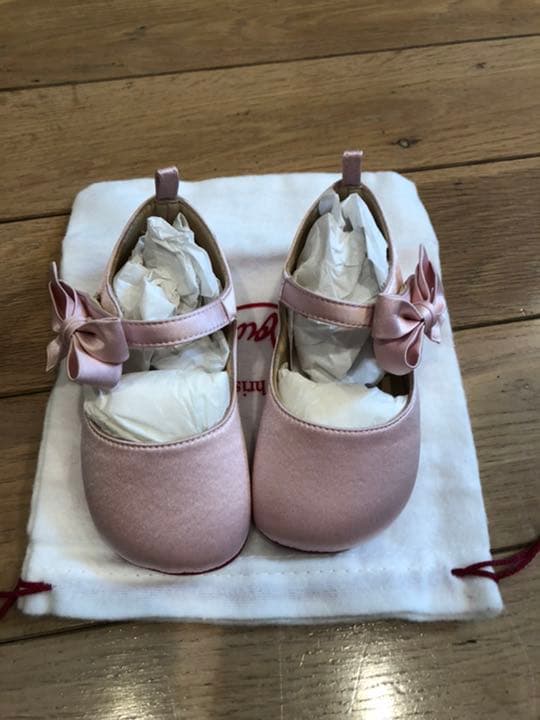 クリスチャンルブタン　ベビーファーストシューズ