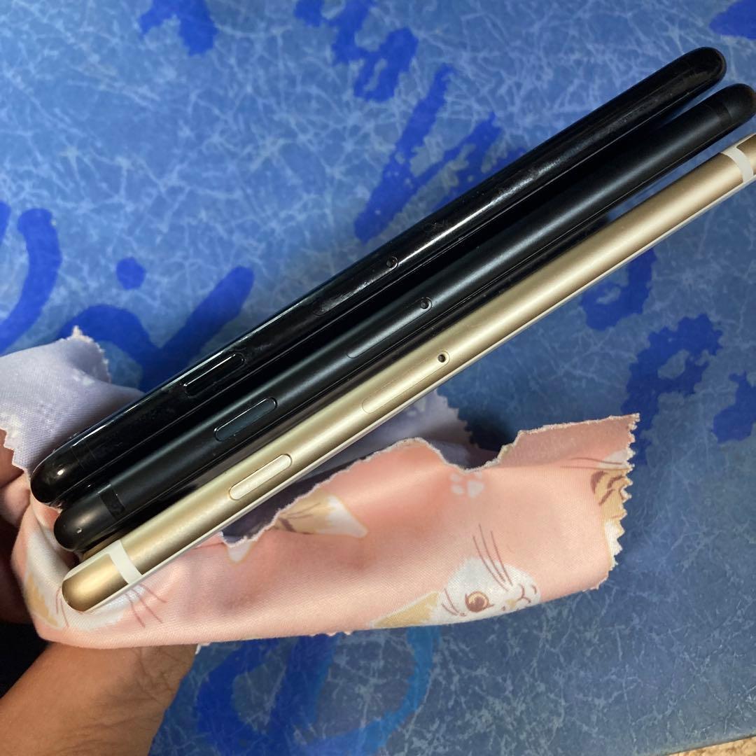 3台セット⭐︎iPhone7⭐︎SIMフリー⭐︎ 128GB 1台と32GB 2台